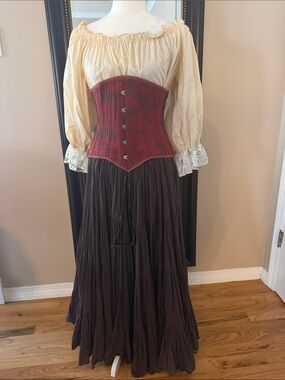 Ren-Fest ready! 5 pieces, blouse, skirt,corset, and 2 overskirts. Very well made